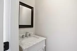 848 Plain St, Marshfield, MA 02050 - Photo 9