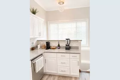 632 Beach St, Revere, MA 02151 - Photo 3