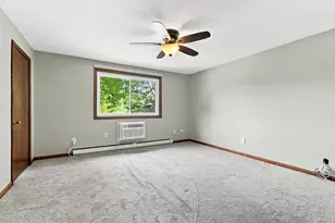 73 Bridge St, Northampton, MA 01039 - Photo 25