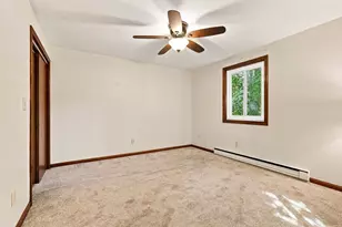 73 Bridge St, Northampton, MA 01039 - Photo 23