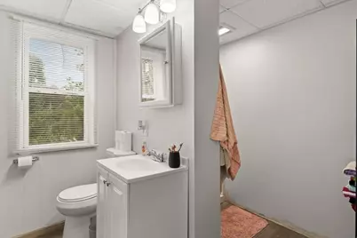 213 Austin St, New Bedford, MA 02740 - Photo 11