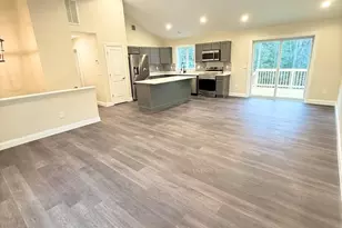 80 Alpine Dr, Southbridge, MA 01550 - Photo 11