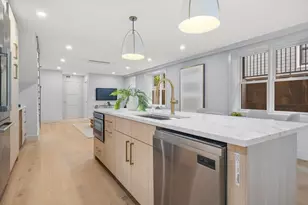 37 Pearl St, Boston, MA 02125 - Photo 17