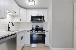 139 Pleasant St, Marlborough, MA 01752 - Photo 17