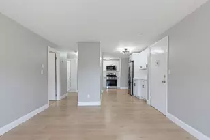 139 Pleasant St, Marlborough, MA 01752 - Photo 13