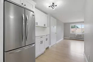139 Pleasant St, Marlborough, MA 01752 - Photo 9