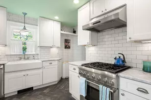16 Longfellow Rd, Arlington, MA 02476 - Photo 13