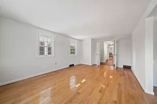 197 Circuit St, Hanover, MA 02339 - Photo 11
