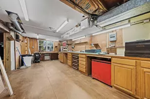 197 Circuit St, Hanover, MA 02339 - Photo 31