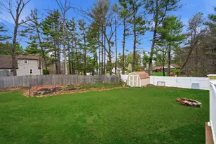 71 Sun Valley Rd, Holyoke, MA 01040 - Photo 29