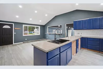 71 Sun Valley Rd, Holyoke, MA 01040 - Photo 33
