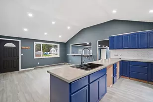 71 Sun Valley Rd, Holyoke, MA 01040 - Photo 33