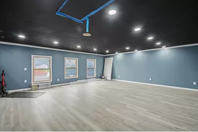 71 Sun Valley Rd, Holyoke, MA 01040 - Photo 7