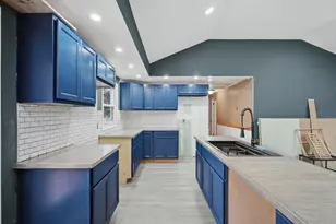 71 Sun Valley Rd, Holyoke, MA 01040 - Photo 13
