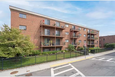 26 Waverly St #405, Boston, MA 02135 - Photo 1