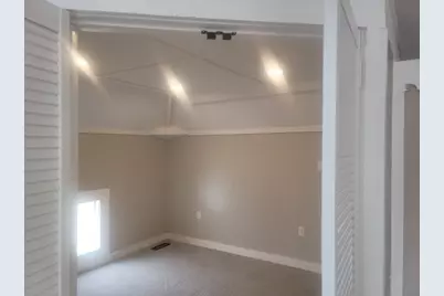 144 E. Haverhill St. #2nd Floor, Lawrence, MA 01841 - Photo 9