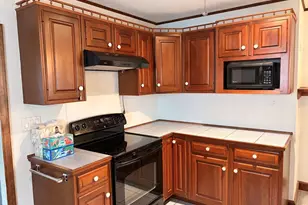 12 Tolman St, Waltham, MA 02453 - Photo 3