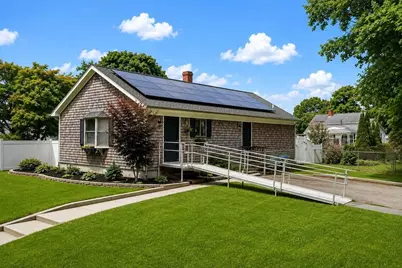 75 Acorn St, New Bedford, MA 02740 - Photo 23
