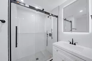4164 Washington St, Boston, MA 02131 - Photo 33