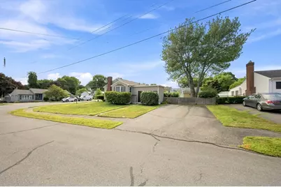 6 Evans Road, Stoneham, MA 02180 - Photo 3