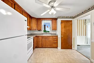 6 Evans Road, Stoneham, MA 02180 - Photo 11