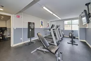 250 Hammond Pond Pkwy, Newton, MA 02467 - Photo 21