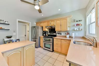 70 Wren St #2, Boston, MA 02132 - Photo 11