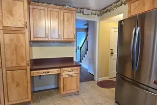 162 June St, Worcester, MA 01602 - Photo 9