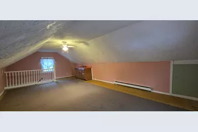 162 June St, Worcester, MA 01602 - Photo 33