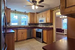 162 June St, Worcester, MA 01602 - Photo 7