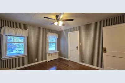 162 June St, Worcester, MA 01602 - Photo 29