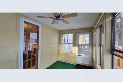 162 June St, Worcester, MA 01602 - Photo 15
