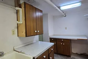 162 June St, Worcester, MA 01602 - Photo 25