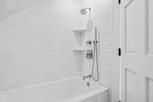 6 Plant St, Newburyport, MA 01950 - Photo 29