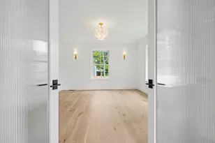 6 Plant St, Newburyport, MA 01950 - Photo 15
