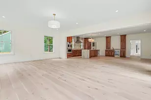 6 Plant St, Newburyport, MA 01950 - Photo 5