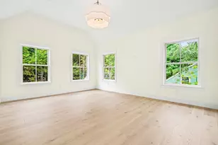 6 Plant St, Newburyport, MA 01950 - Photo 17