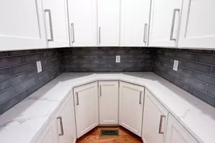 59 Sparks St, Lowell, MA 01854 - Photo 5