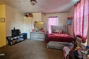 21 Franklin St, Milford, MA 01757 - Photo 11