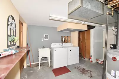 143 Stuart St, Springfield, MA 01119 - Photo 23
