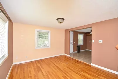 143 Stuart St, Springfield, MA 01119 - Photo 9