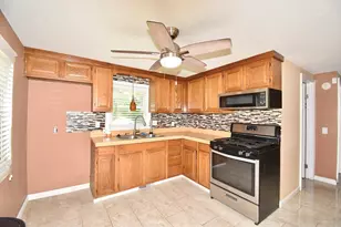 143 Stuart St, Springfield, MA 01119 - Photo 5