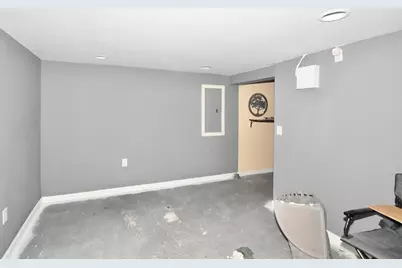 143 Stuart St, Springfield, MA 01119 - Photo 19