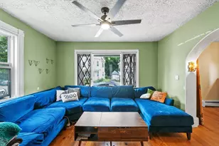 9 Liberty Hill Ave, Salem, MA 01970 - Photo 5