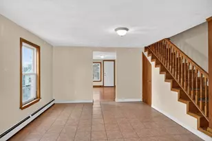 17 Mason St, Hudson, MA 01749 - Photo 9