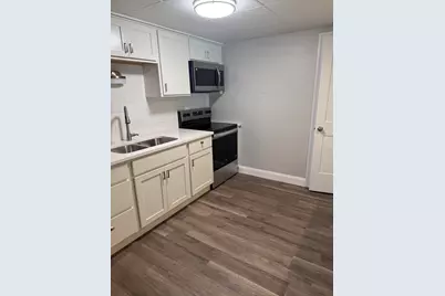 245 Park St #5, North Attleboro, MA 02760 - Photo 5