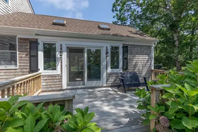 21 Vickers Street, Edgartown, MA 02539 - Photo 3