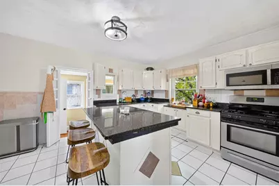 3 Round Hill St, Boston, MA 02130 - Photo 7