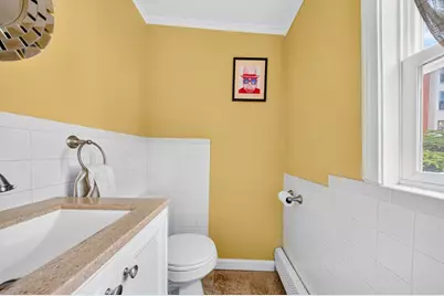 3 Round Hill St, Boston, MA 02130 - Photo 11