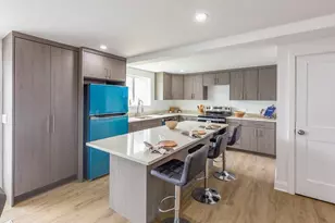 247 Pitman, Fall River, MA 02723 - Photo 3